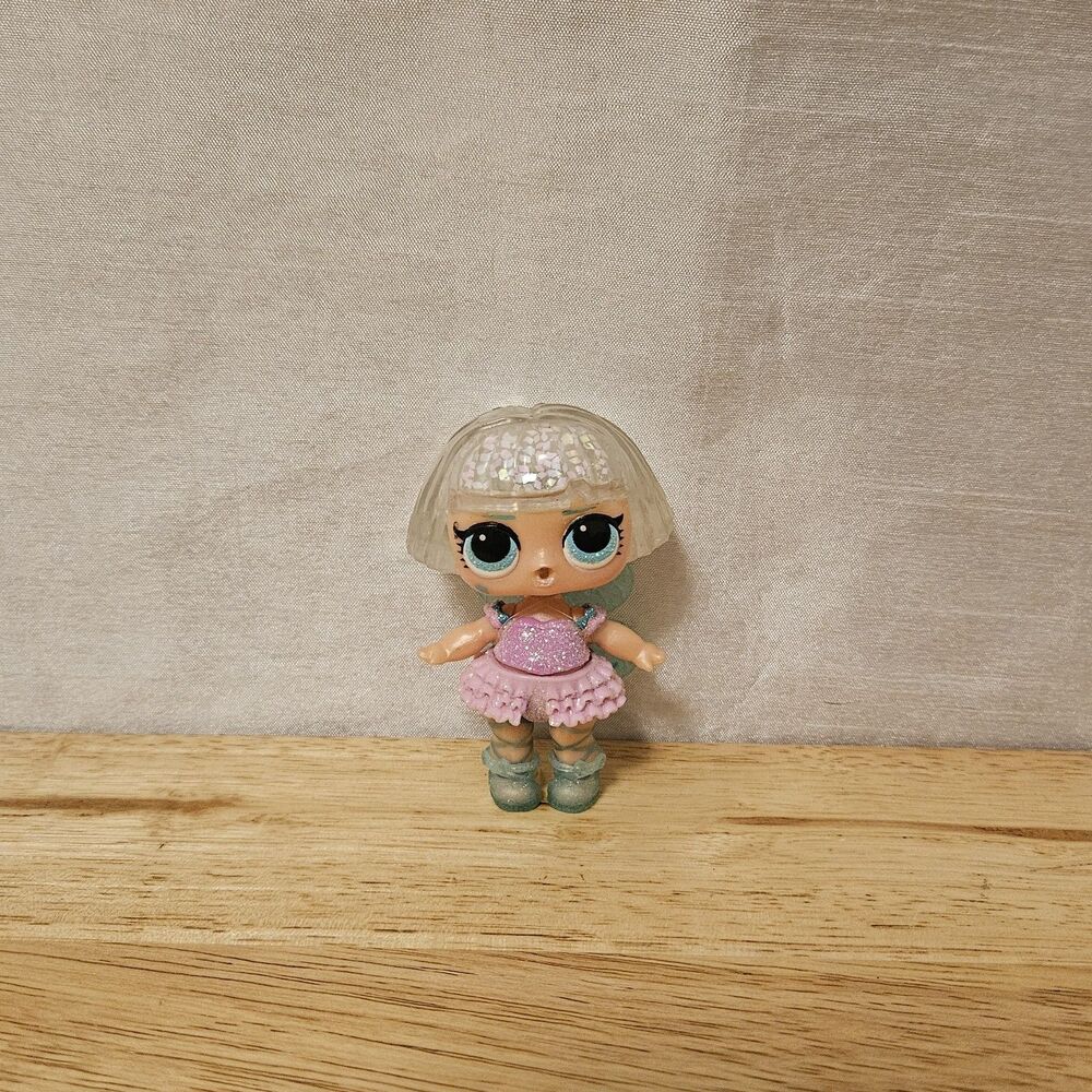 2019 LOL Surprise Glitter Globe Winter Disco  On Pointe